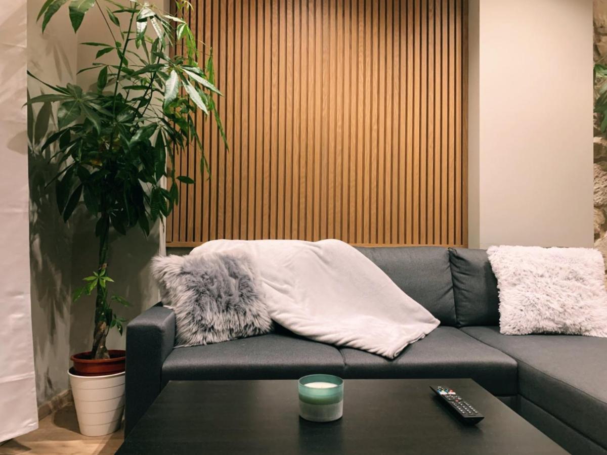 Luxury Townhouse Suite Lárisa Eksteriør bilde